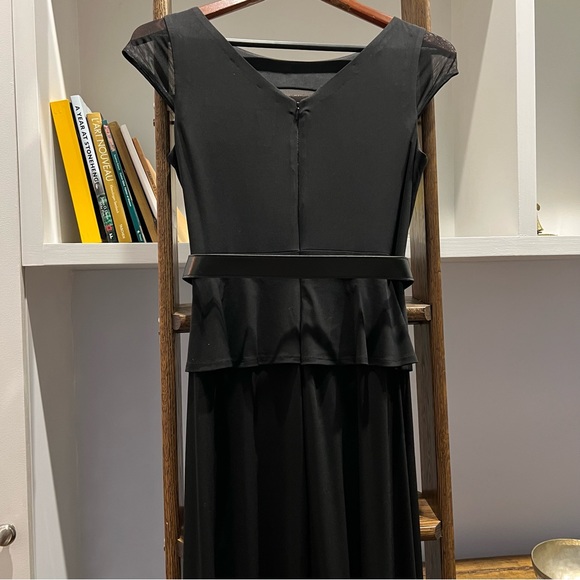 A line long evening black gown with strass belt size 6 - Picture 14 of 15